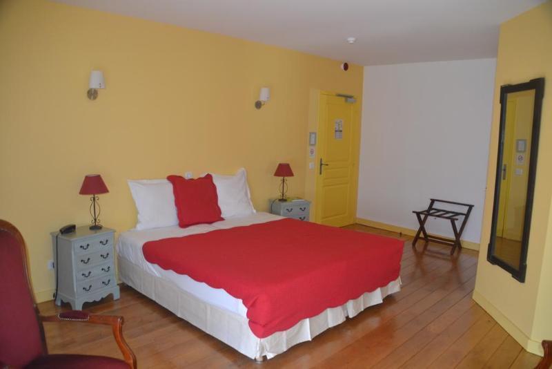 Yzeures-sur-Creuse Logis Hotel Restaurant Relais De La Mothe מראה חיצוני תמונה